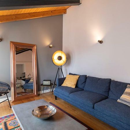 Bairro Alto Stunning Flat With Balcony By Lovelystay Lisbon Exterior photo