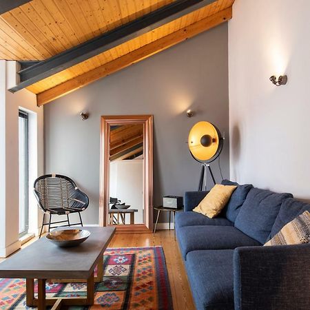 Bairro Alto Stunning Flat With Balcony By Lovelystay Lisbon Exterior photo
