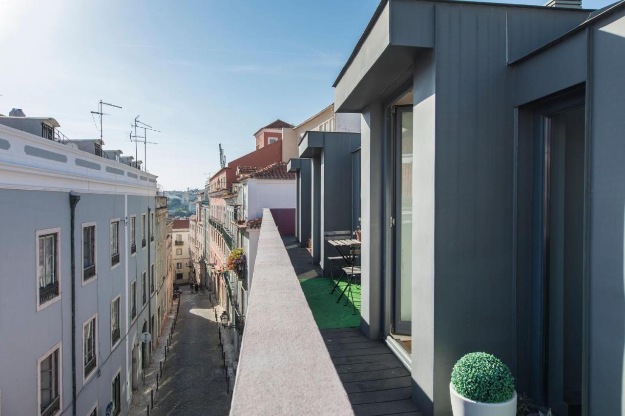 Bairro Alto Stunning Flat With Balcony By Lovelystay Lisbon Exterior photo
