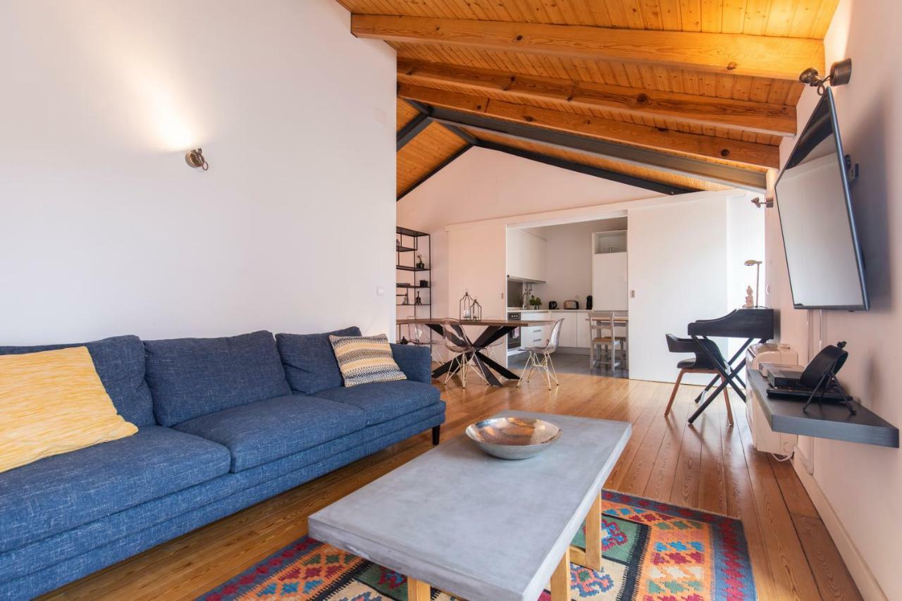Bairro Alto Stunning Flat With Balcony By Lovelystay Lisbon Exterior photo
